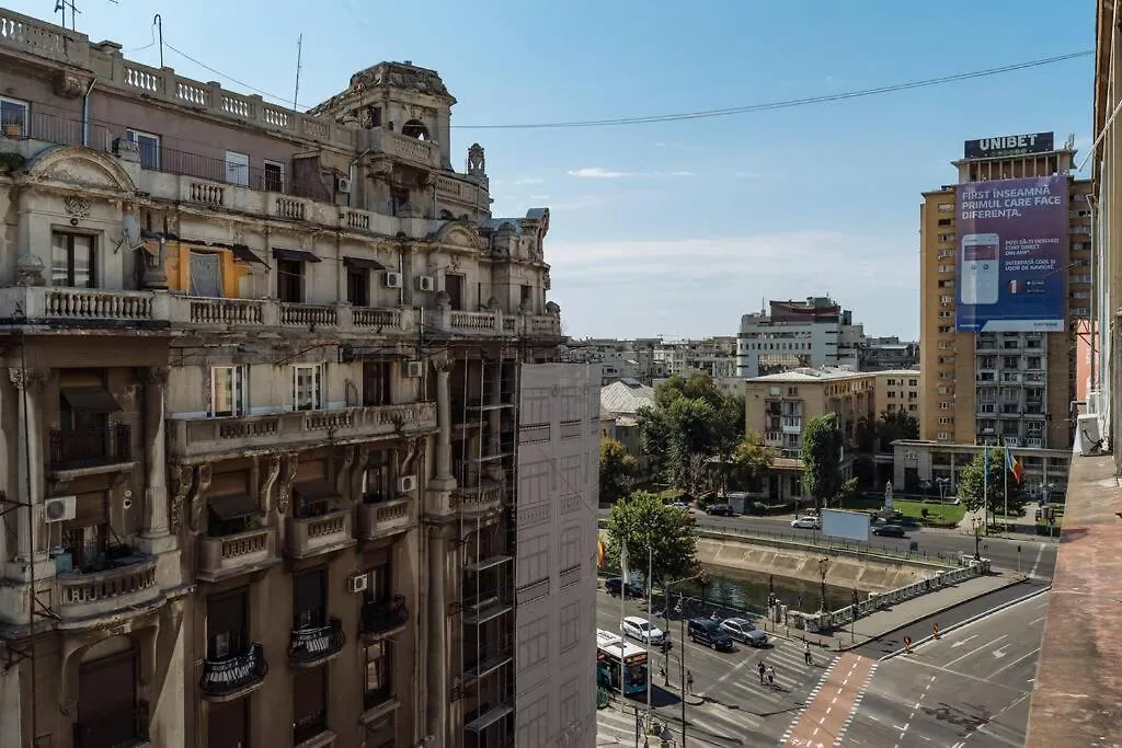 Sunny 2Br Flat - Old Town View Apartamento Bucareste
